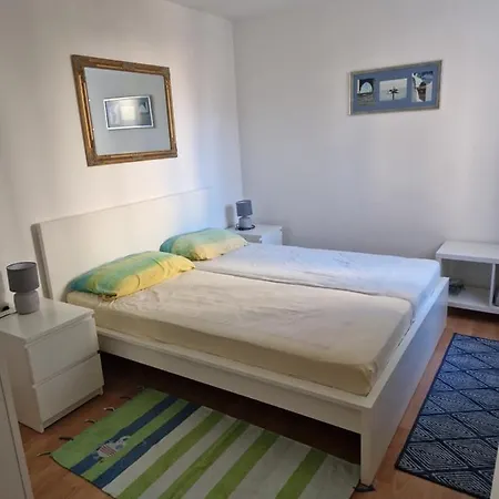 Apartment Ella